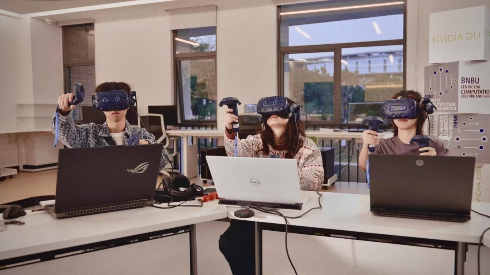 CC-211 AI 媒体与 VR 实验室